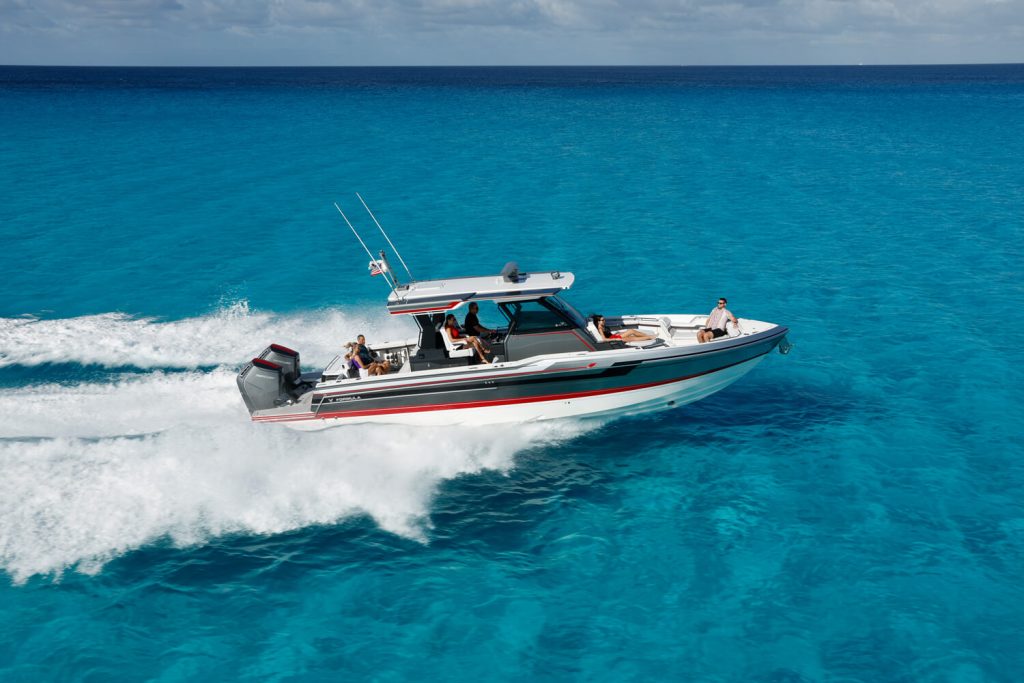 38 ft Center Console Sport Boat - The 387 Center Console Sport