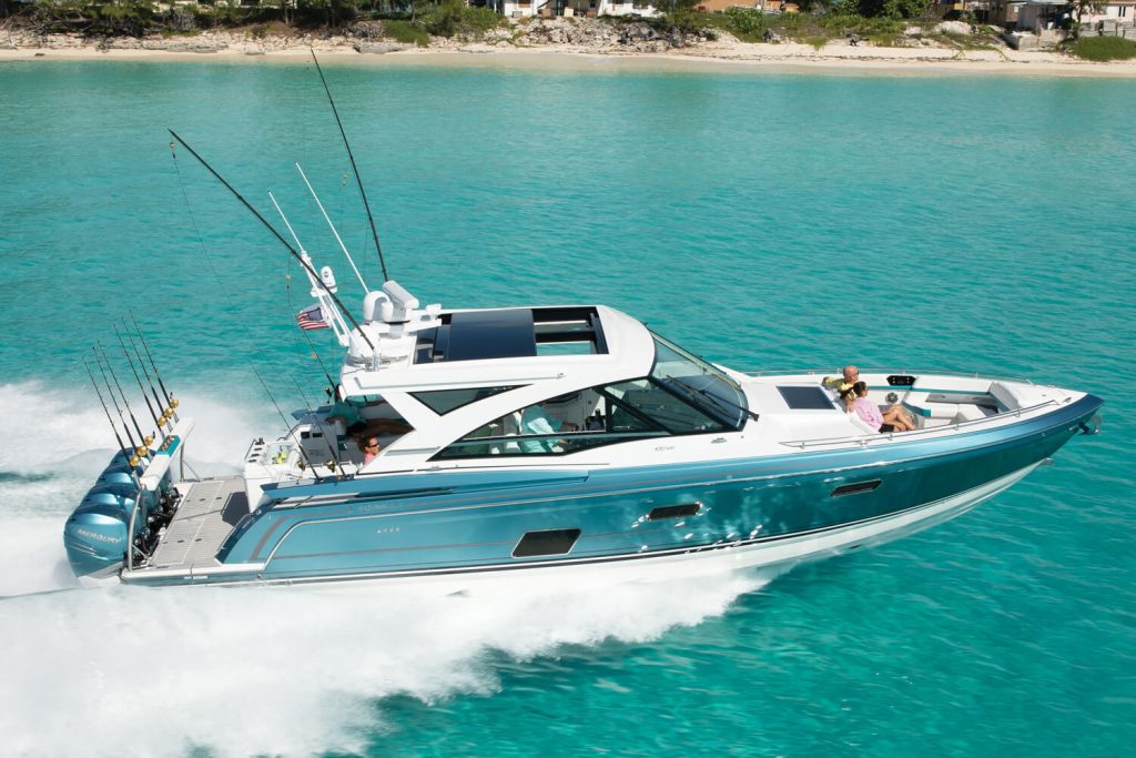 430 All Sport Crossover - Luxury 43 ft Boat | Formula Boats